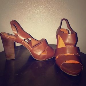 Kenneth Cole Reaction Heels